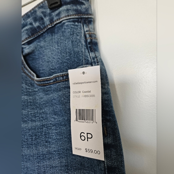 NWT Rafaella Womens Bermuda Jean Shorts Size 6P Cutoff Denim High Rise Med Wash - Picture 3 of 10